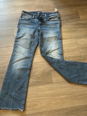 NWT‎ Maurices Light Blue Mid Rise Slim Boot Denim Jeans Size 8 Short